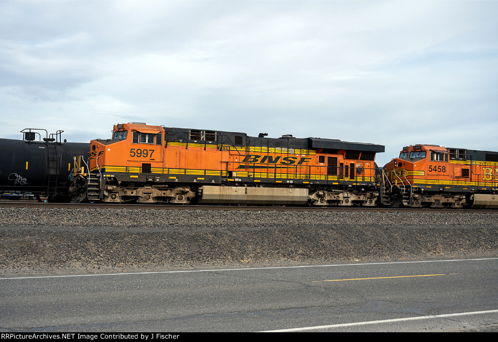 BNSF 5997